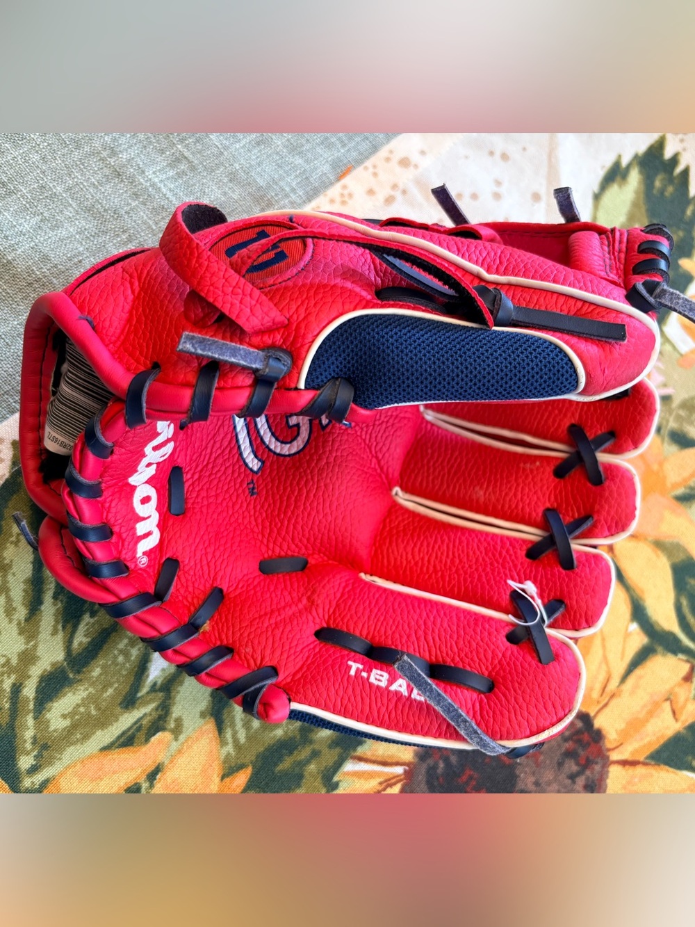 NWOT Wilson T-Ball baseball glove St Louis Cardinals